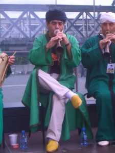Bachir & THE MASTER OF JAJOUKA in London at MELT FES 2009 (photo by John Kruth)
